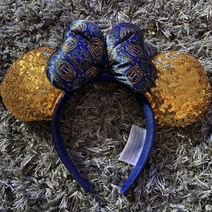 Disney Parks Club 33 Minnie Mouse Ear Headband